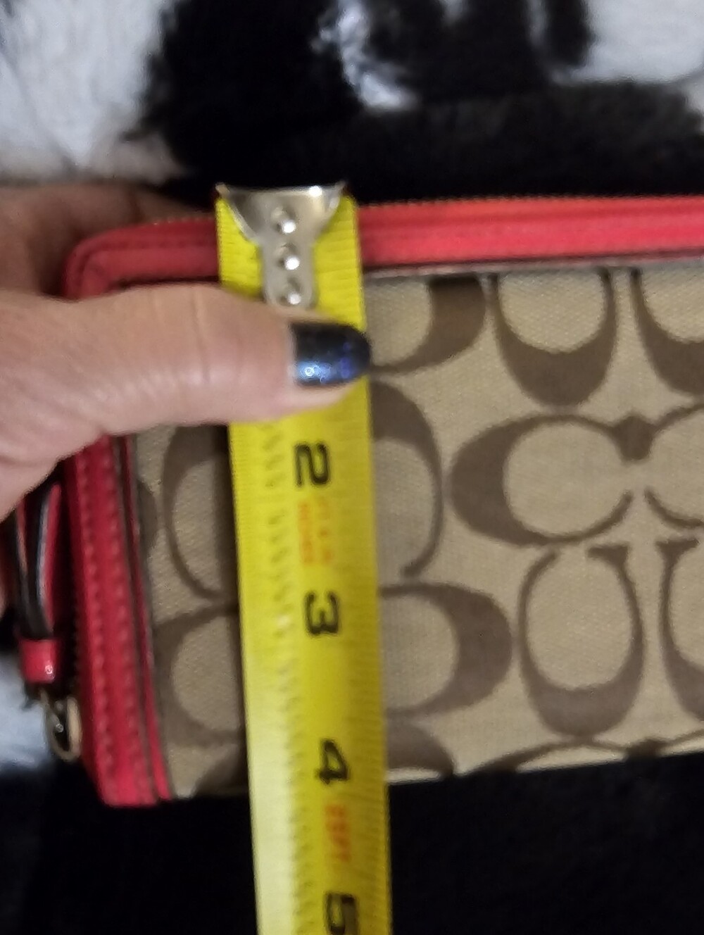 Coach Strawberry Charm Signature Zip Around Wallet Pink Leather Y2K - Picture 7 of 9
